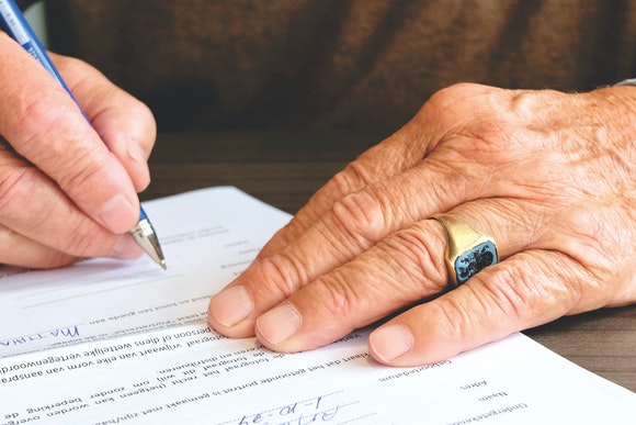 Signing your will and testament